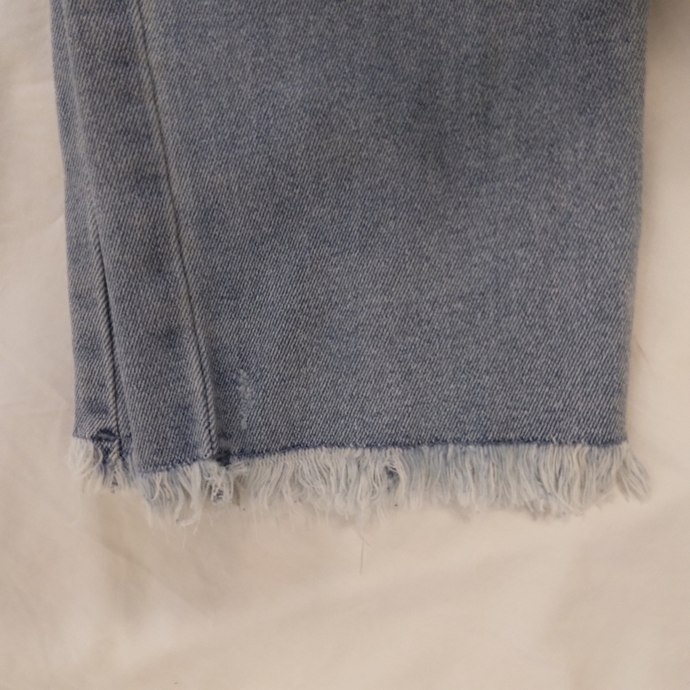 Altar’d State Distressed Straight Leg Raw Hem jeans size 27 - Picture 5 of 11